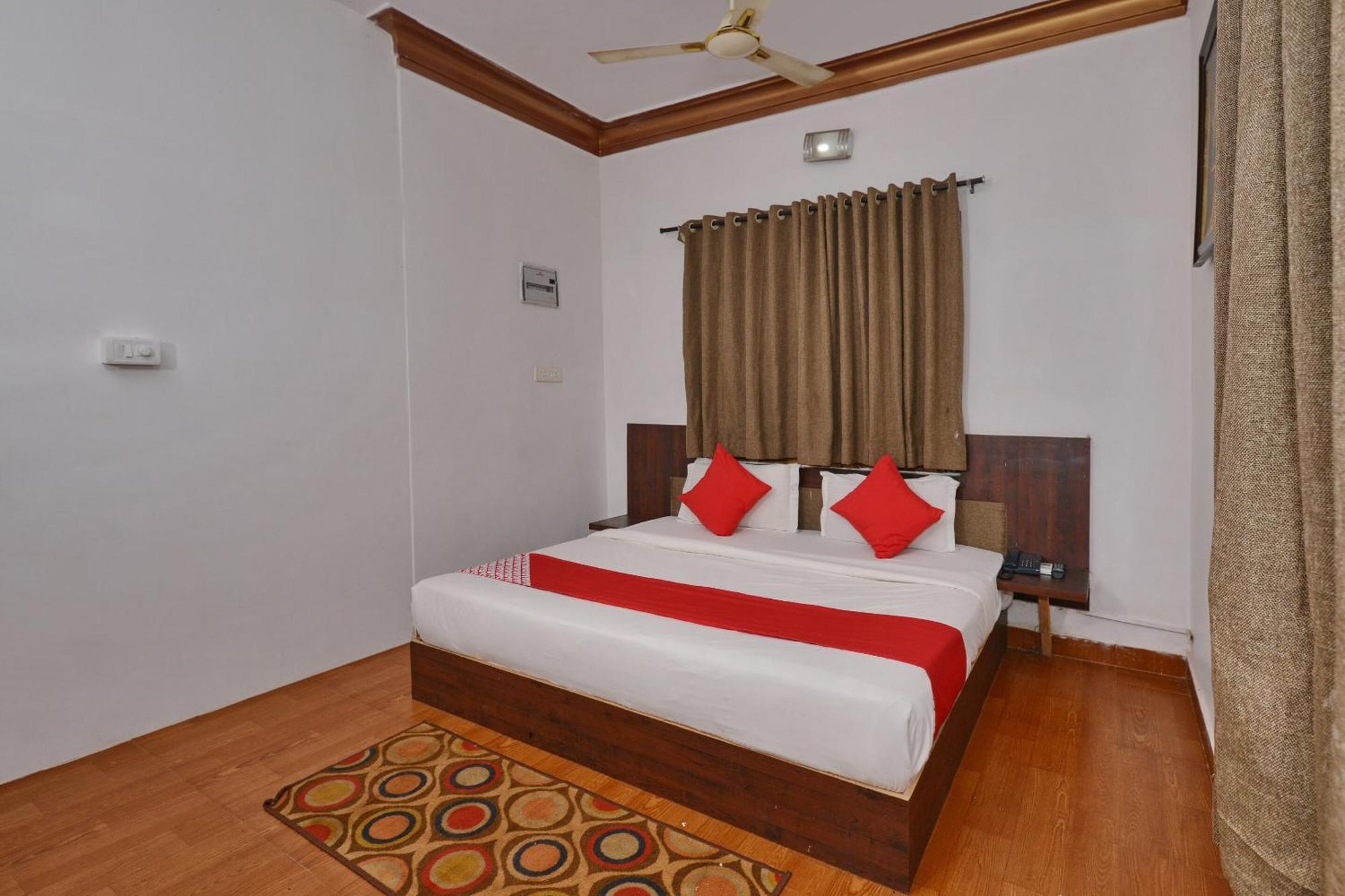 Collection O Retreat Morjim Resort Exterior foto